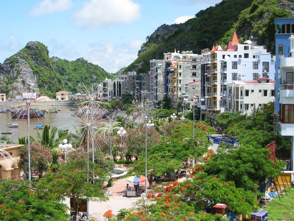Cat Ba Island