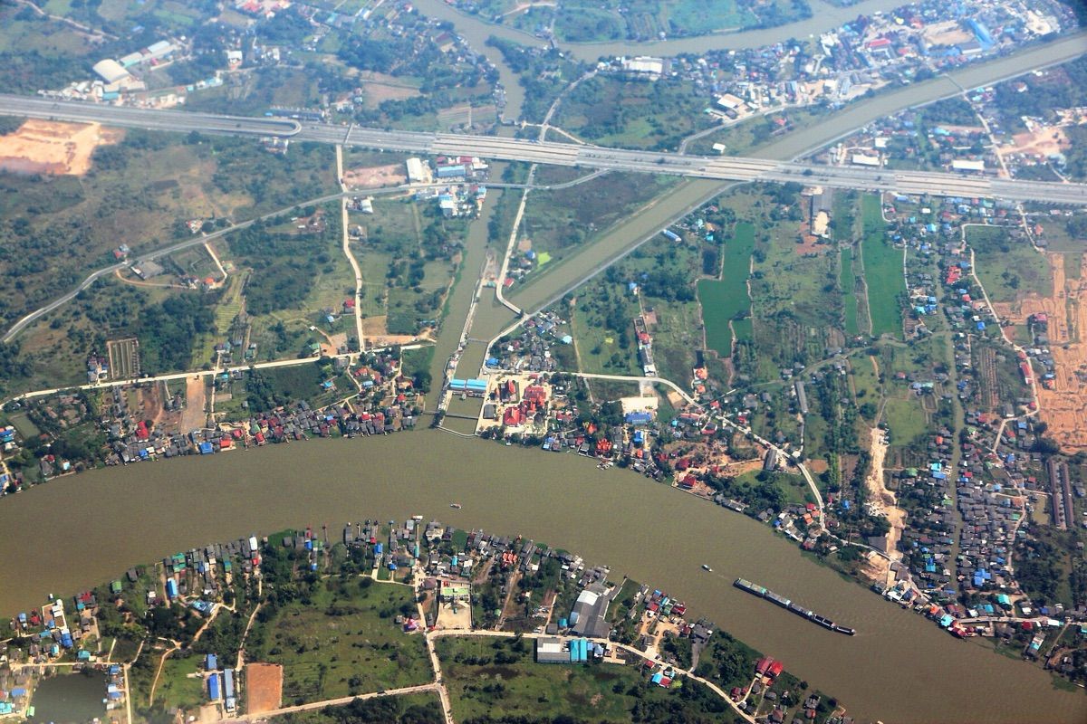 Pathum Thani (ปทุมธานี)