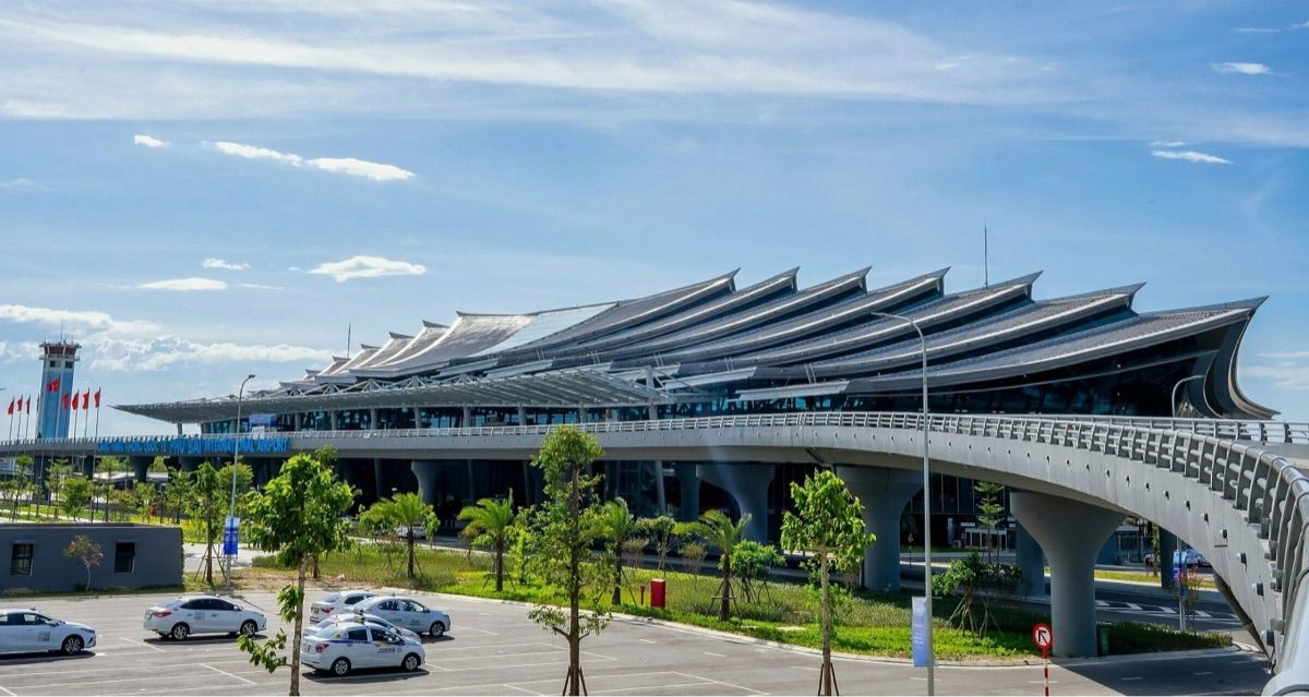 Phu Bai Airport (HUI) (Sân bay Phú Bài)