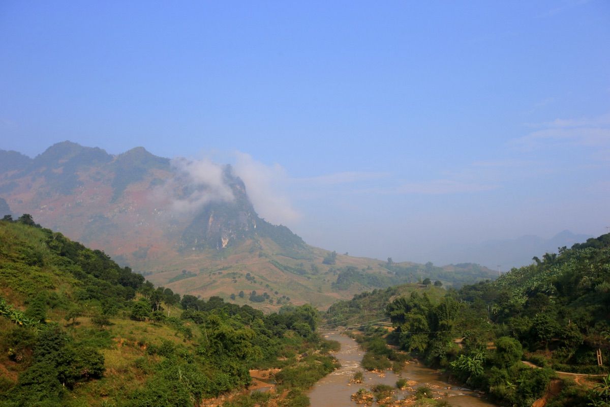 Son La (Sơn La)